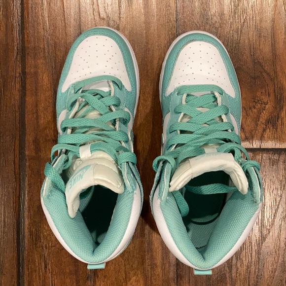 NIKE Air Jordan EUC - Picture 4 of 9